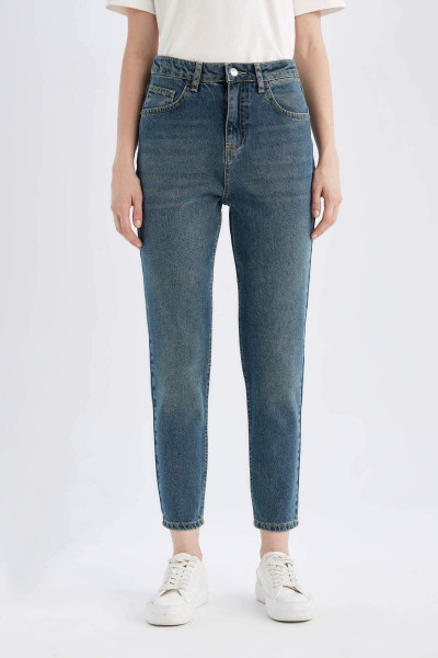 Lina Mom Fit Yüksek Bel Rahat Kalıp Hafif Dar Paça Bilek Boy Jean Yıkamalı Pantolon 3161907 Lina Mom Fit Yüksek Bel Rahat Kalıp Hafif Dar Paça Bilek Boy Jean Yıkamalı Pantolon 3161907