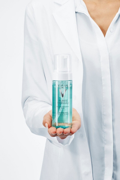 Purete Thermale Ferahlatıcı Yüz Temizleyici Köpük 150 ml Purete Thermale Ferahlatıcı Yüz Temizleyici Köpük 150 ml