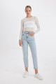 Lina Mom Fit Yüksek Bel Rahat Kalıp Hafif Dar Paça Bilek Boy Jean Yıkamalı Pantolon D4303ax24au Lina Mom Fit Yüksek Bel Rahat Kalıp Hafif Dar Paça Bilek Boy Jean Yıkamalı Pantolon D4303ax24au