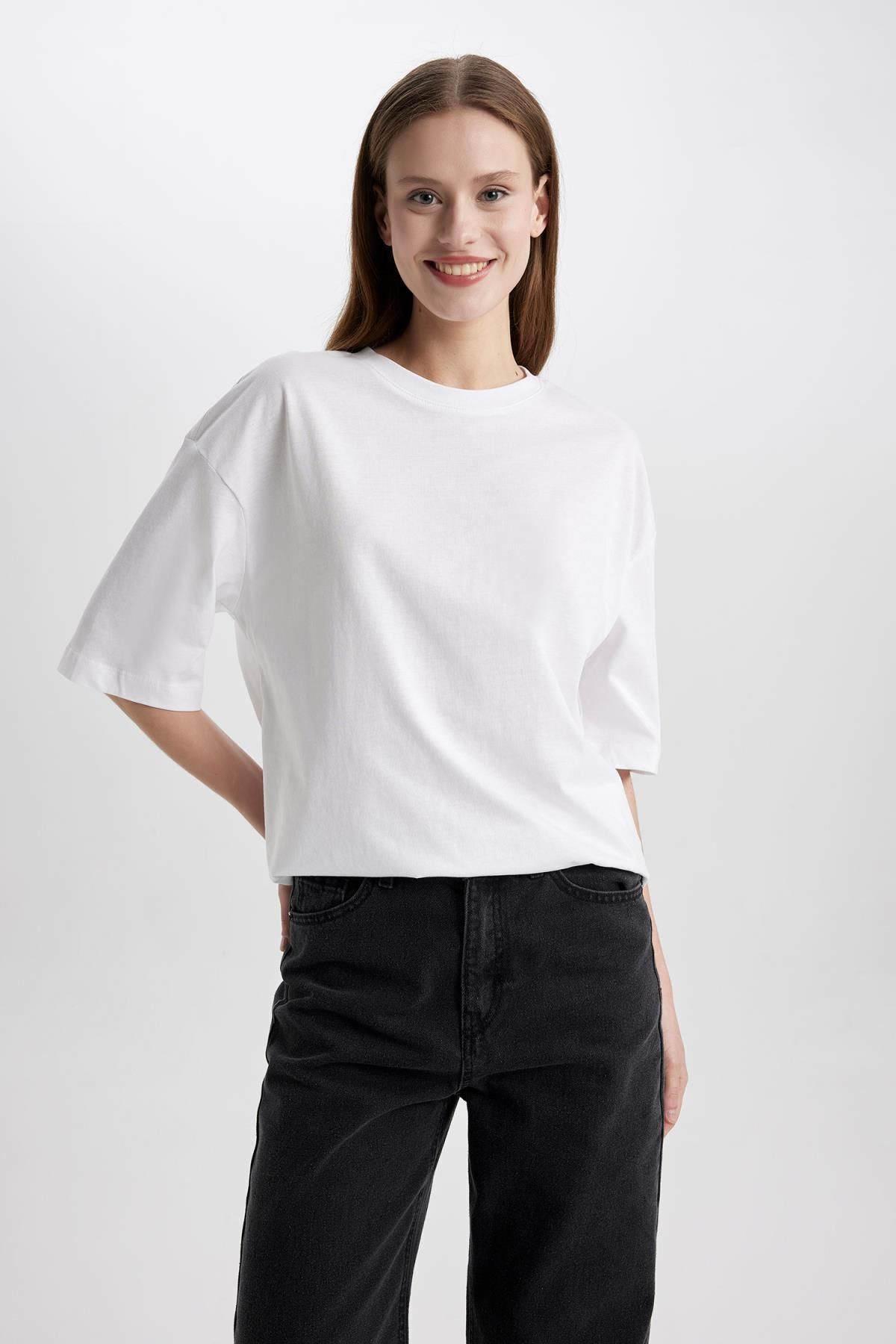 Oversize Fit Bisiklet Yaka Penye Basic Kısa Kollu Tişört C0099ax24sm Oversize Fit Bisiklet Yaka Penye Basic Kısa Kollu Tişört C0099ax24sm