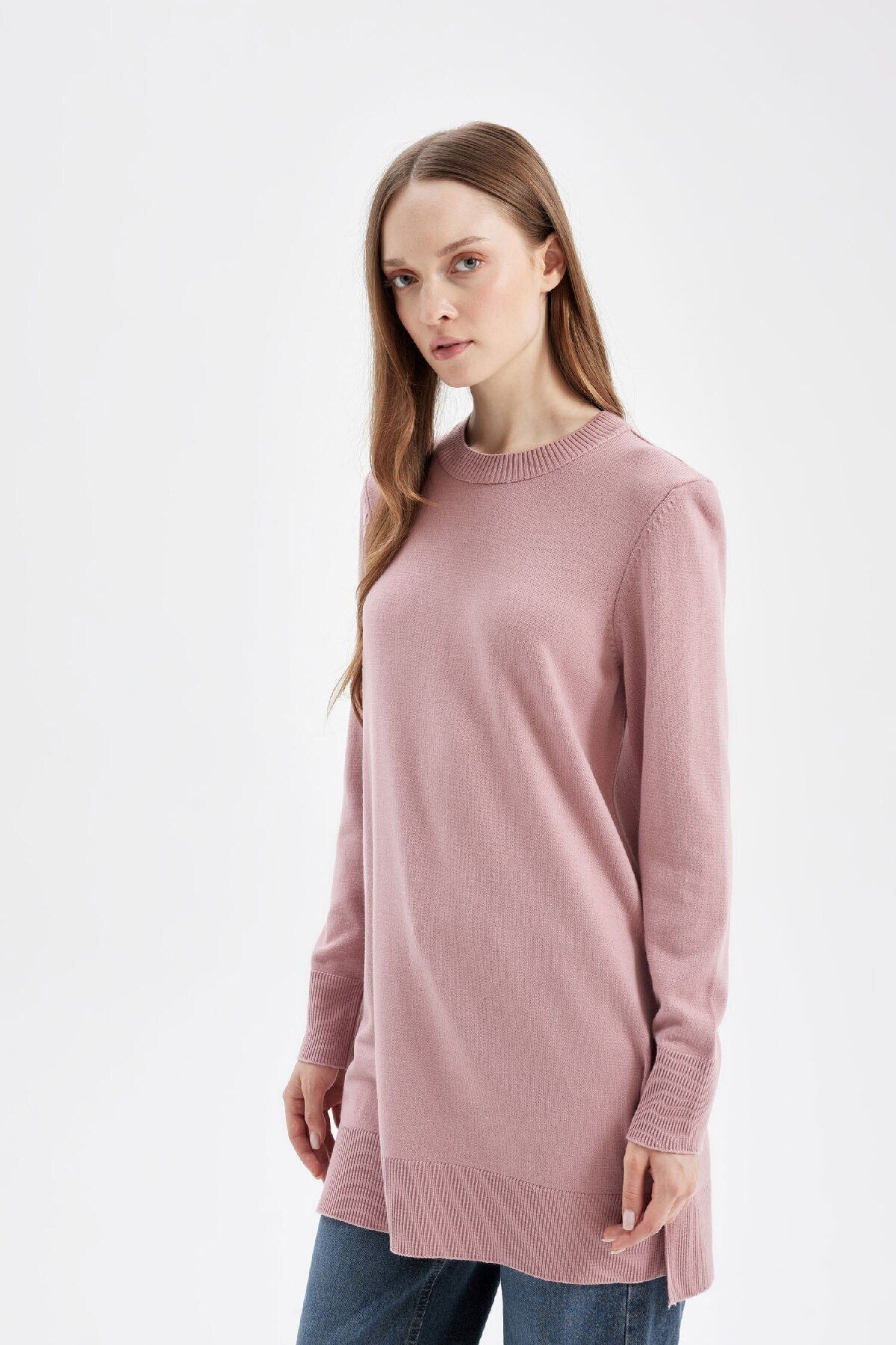 Regular Fit Bisiklet Yaka Yırtmaçlı Basic Düz Kazak Tunik H3431az24au Regular Fit Bisiklet Yaka Yırtmaçlı Basic Düz Kazak Tunik H3431az24au