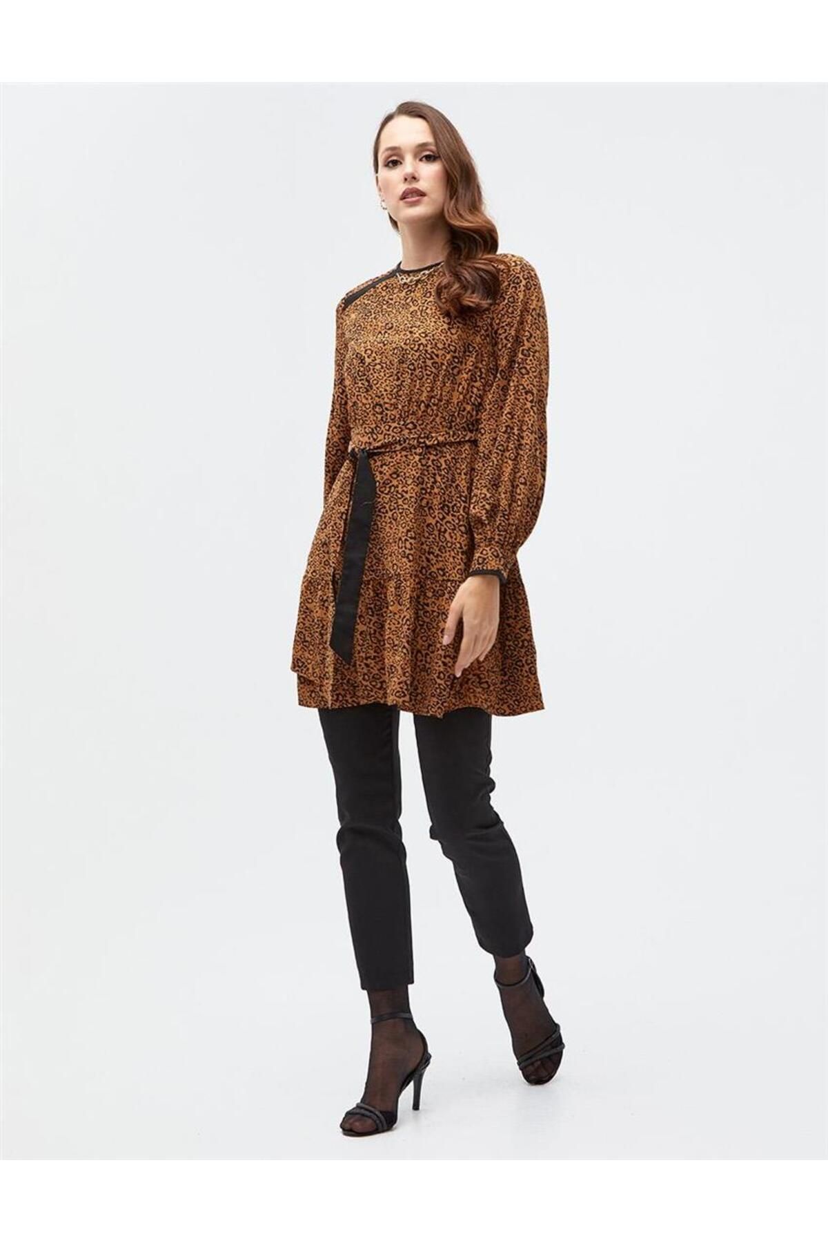 Katlı Animal Print Camel Tunik Katlı Animal Print Camel Tunik