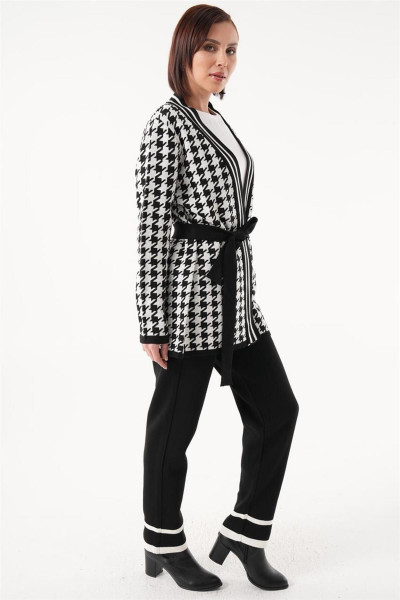 Kare Desenli Hırka-pantolon Siyah Ikili Takım Kare Desenli Hırka-pantolon Siyah Ikili Takım