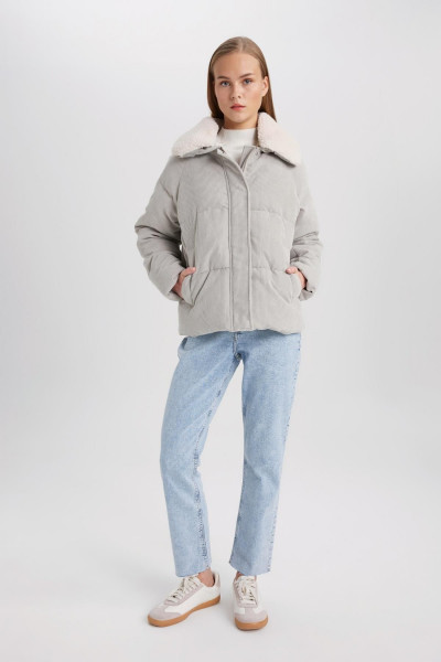 Regular Kalıp Kadife Mont Suni Kürklü Yaka Fermuar Çıtçıtlı Cepli C5160ax23wn Regular Kalıp Kadife Mont Suni Kürklü Yaka Fermuar Çıtçıtlı Cepli C5160ax23wn