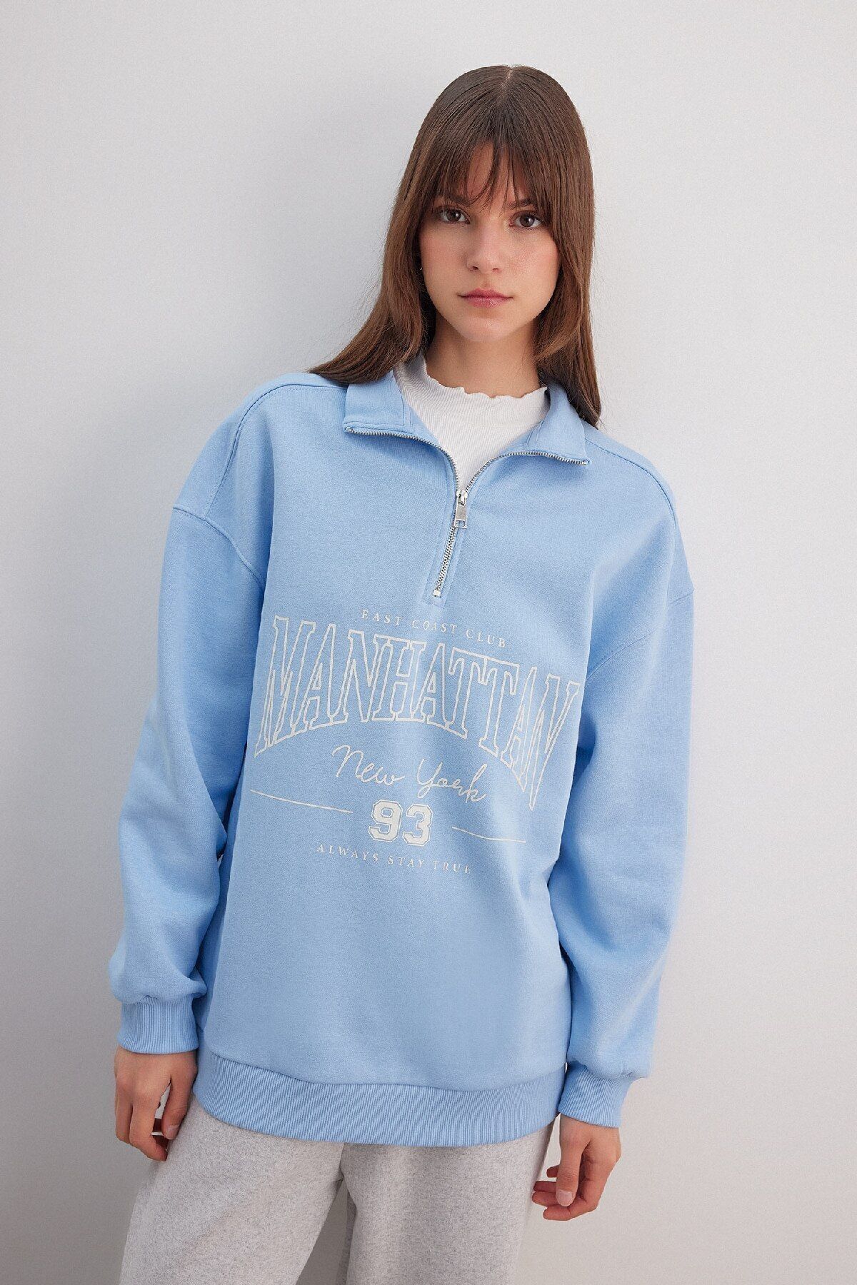 Regular Fit Bisiklet Yaka Içi Yumuşak Tüylü Kalın Sweatshirt Tunik C1671ax24sp Regular Fit Bisiklet Yaka Içi Yumuşak Tüylü Kalın Sweatshirt Tunik C1671ax24sp