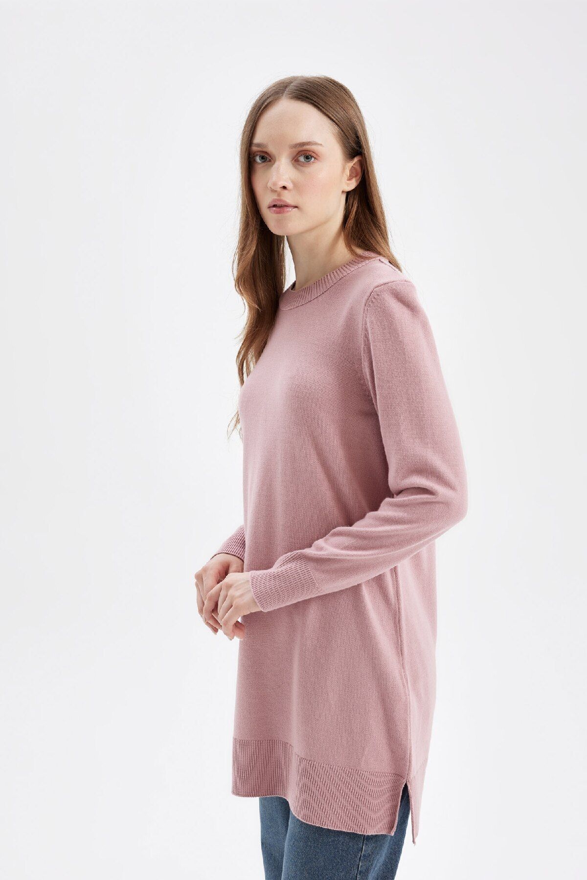 Regular Fit Bisiklet Yaka Yırtmaçlı Basic Düz Kazak Tunik H3431az24au Regular Fit Bisiklet Yaka Yırtmaçlı Basic Düz Kazak Tunik H3431az24au