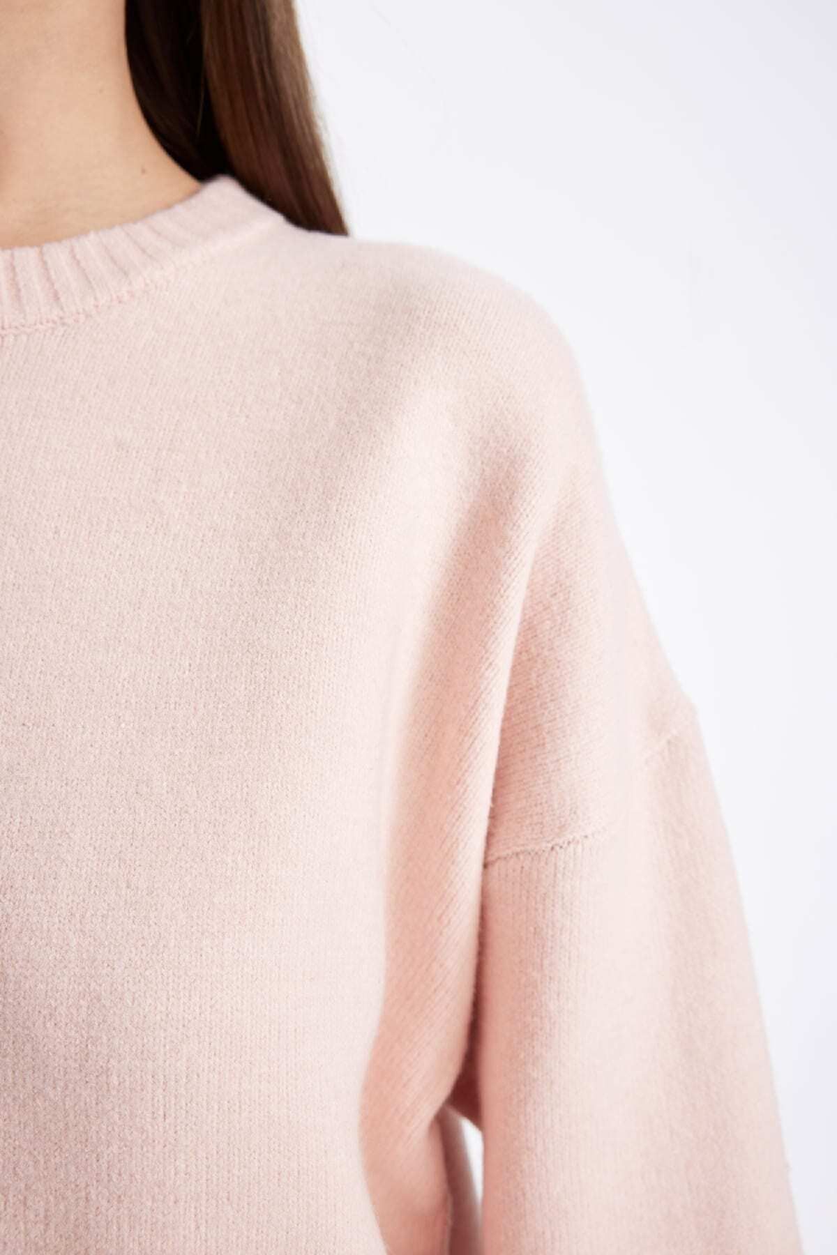 Oversize Geniş Kalıp Bisiklet Yaka Basic Düz Kazak D0036ax24wn Oversize Geniş Kalıp Bisiklet Yaka Basic Düz Kazak D0036ax24wn
