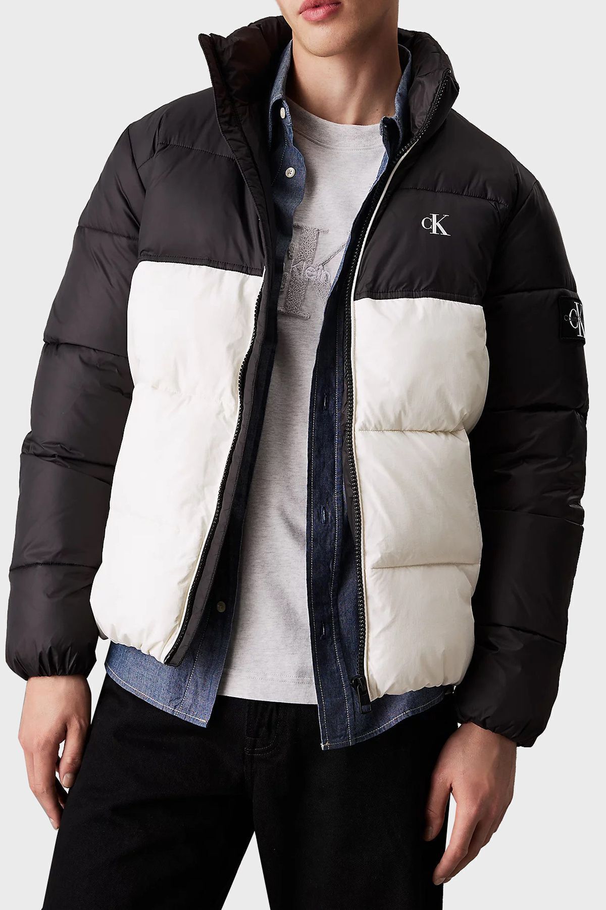 Regular Fit Renk Bloklu Şişme Mont J30J325584YBI Erkek MONT J30J325584 YBI Regular Fit Renk Bloklu Şişme Mont J30J325584YBI Erkek MONT J30J325584 YBI