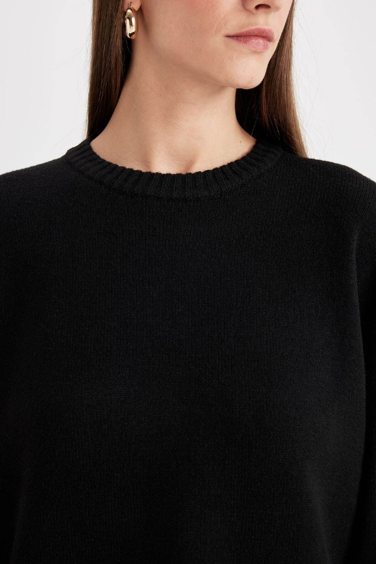 Oversize Geniş Kalıp Bisiklet Yaka Basic Düz Kazak D0036ax24wn Oversize Geniş Kalıp Bisiklet Yaka Basic Düz Kazak D0036ax24wn