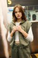 Okula Dönüş Coool Loose Fit Basic Düz Kanguru Cepli Kolsuz Fermuarlı Sweatshirt D6887ax24wn Okula Dönüş Coool Loose Fit Basic Düz Kanguru Cepli Kolsuz Fermuarlı Sweatshirt D6887ax24wn