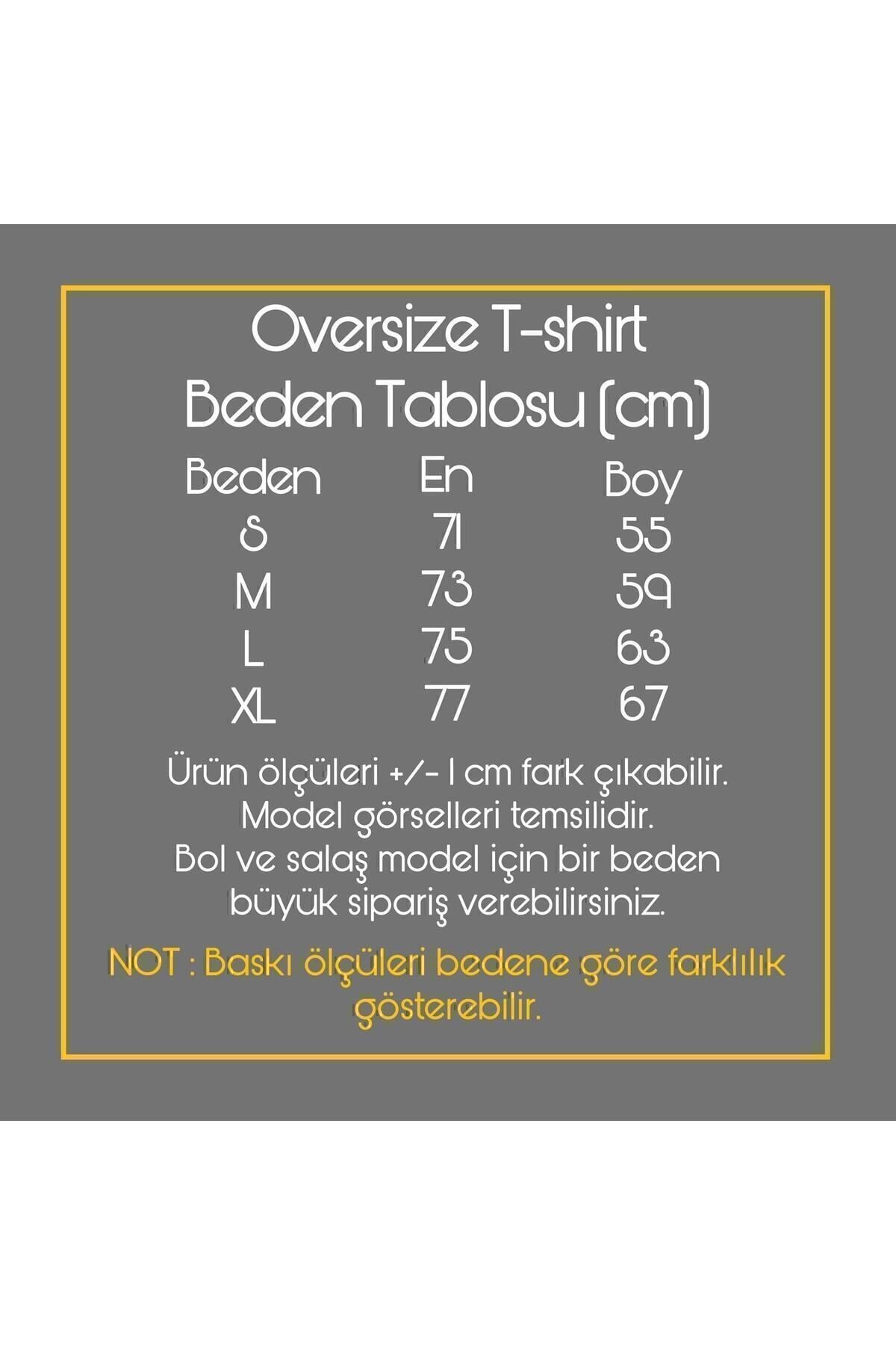 Kadın Siyah Sevimli Minik Kedi Baskılı T-shirt Kadın Siyah Sevimli Minik Kedi Baskılı T-shirt