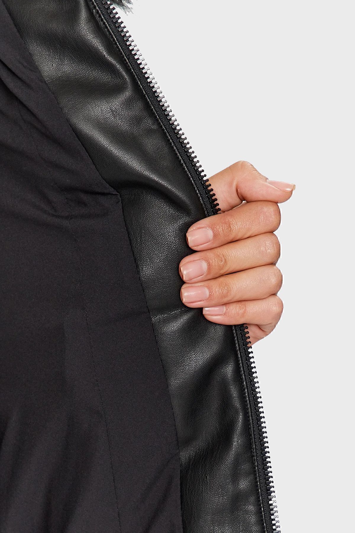 New Oxana Slim Fit Suya Dayanıklı Şişme Mont MONT W3BL26W6NW2 JBLK New Oxana Slim Fit Suya Dayanıklı Şişme Mont MONT W3BL26W6NW2 JBLK