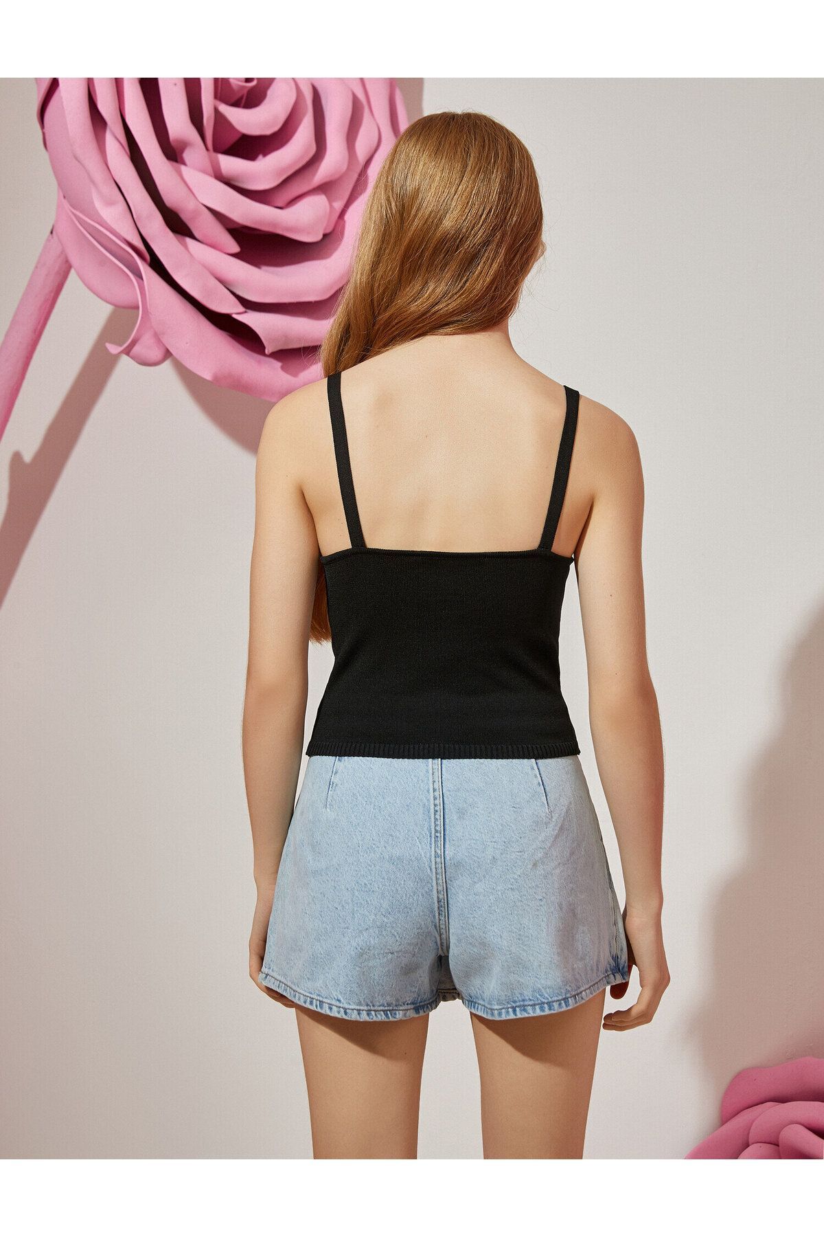 Örgü Detaylı Atlet Örgü Detaylı Atlet