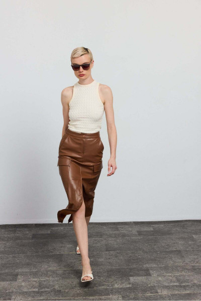 Sütlü Kahve Çift Yırtmaçlı Deri Etek Sütlü Kahve Çift Yırtmaçlı Deri Etek