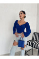 Kadın Saks Uzun Balon Kol Ön Çapraz Büzgülü Sandy Kumaş Crop Bluz Kadın Saks Uzun Balon Kol Ön Çapraz Büzgülü Sandy Kumaş Crop Bluz