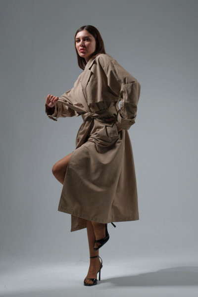 Kadın Yırtmaçlı Oversize Trençkot Kadın Yırtmaçlı Oversize Trençkot
