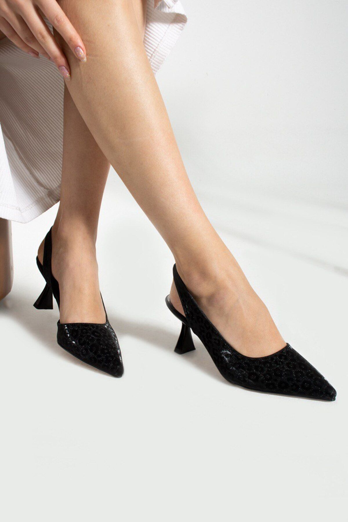 Kadın Sıyah Topuklu Stiletto Abiye Ayakkabı Kadın Sıyah Topuklu Stiletto Abiye Ayakkabı
