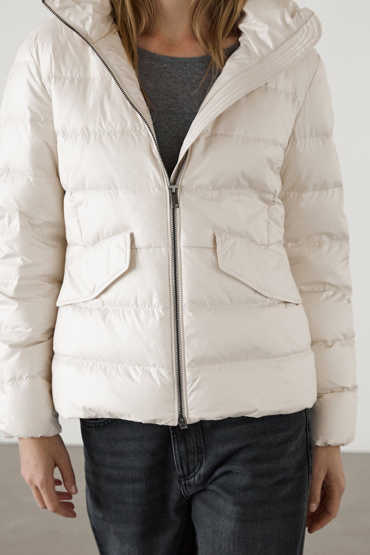 Kapüşonlu şişme mont Kapüşonlu şişme mont