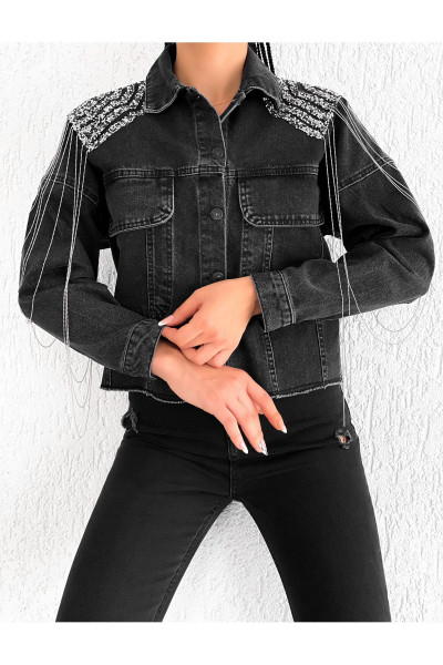 Omuz Apolet ve Zincir Detaylı Oversize Crop Denim Kot Ceket Omuz Apolet ve Zincir Detaylı Oversize Crop Denim Kot Ceket
