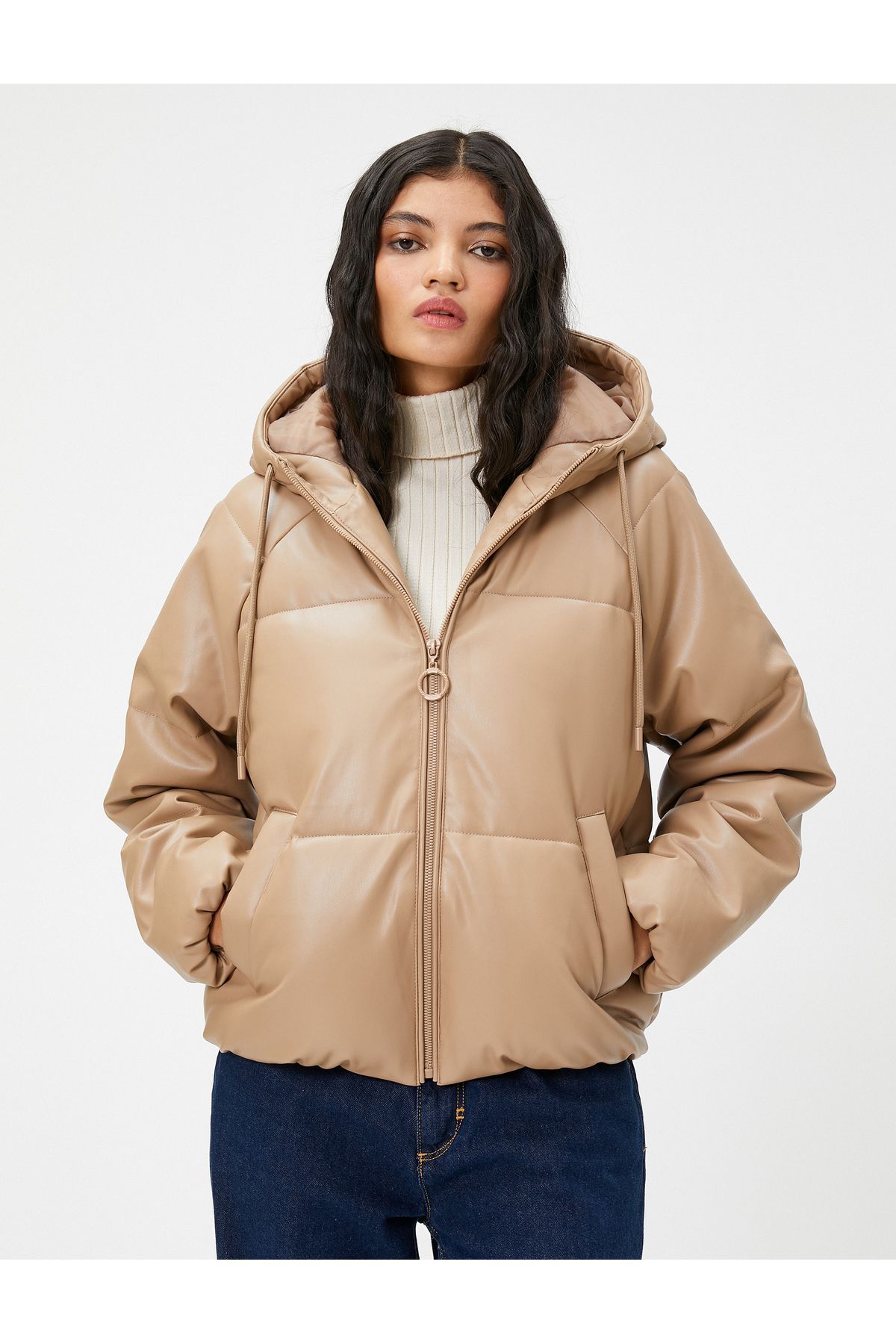 Şişme Mont Deri Görünümlü Kapüşonlu Şişme Mont Deri Görünümlü Kapüşonlu