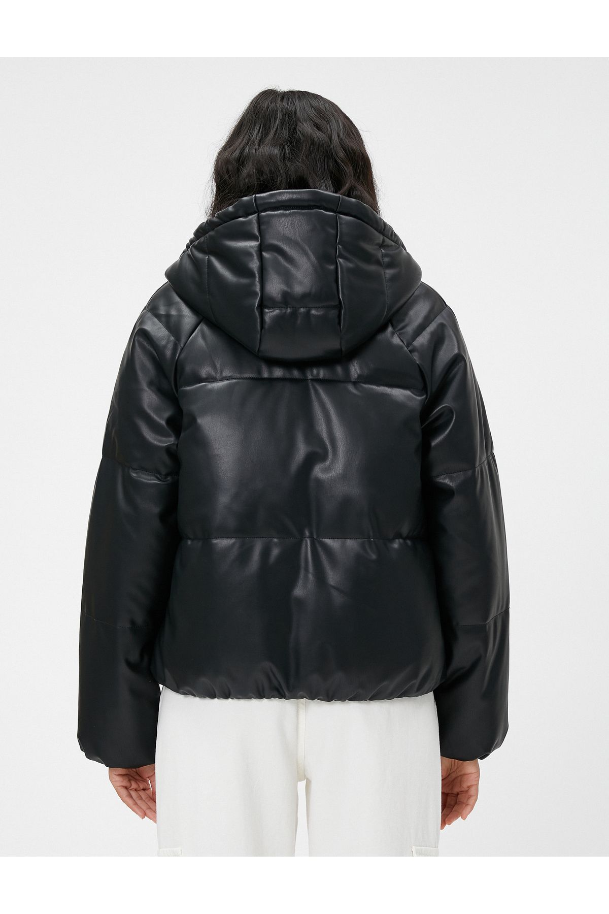 Şişme Mont Deri Görünümlü Kapüşonlu Şişme Mont Deri Görünümlü Kapüşonlu