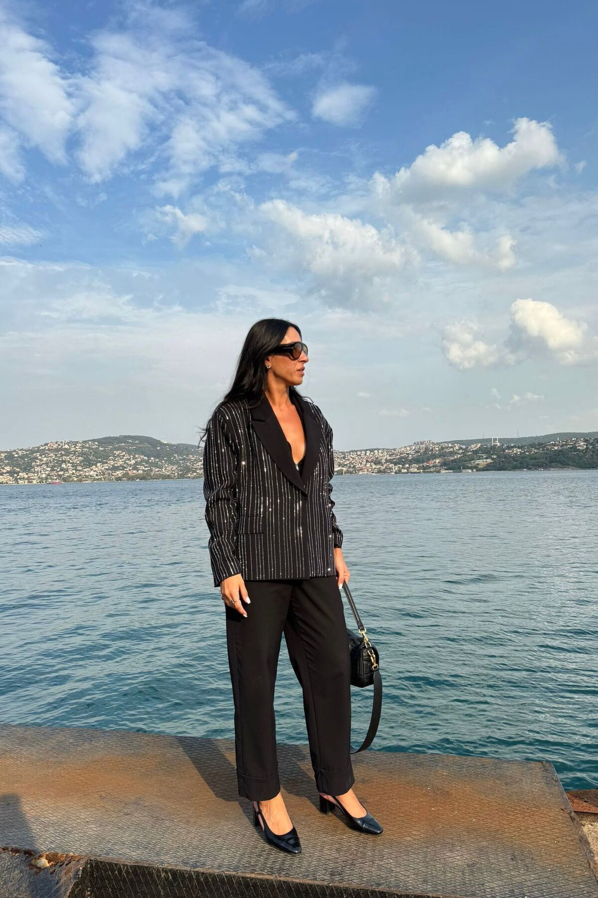 Siyah Taşlı Blazer Ceket Siyah Taşlı Blazer Ceket