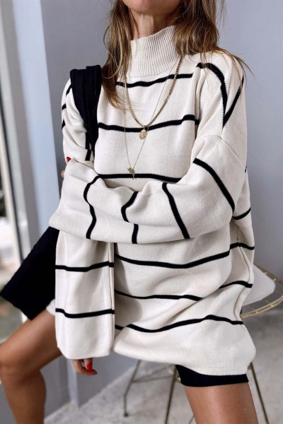 Kadın Siyah Dik Yaka Oversize Model Kazak Tunik Kadın Siyah Dik Yaka Oversize Model Kazak Tunik