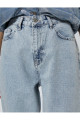Yüksek Bel Kot Pantolon Parıltılı Taşlı Kısa Paça Cepli - Mom Jean Yüksek Bel Kot Pantolon Parıltılı Taşlı Kısa Paça Cepli - Mom Jean