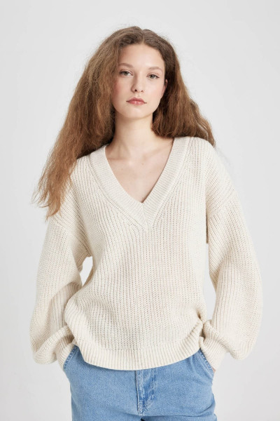 Okula Dönüş Oversize Geniş Kalıp V Yaka Basic Düz Triko Kazak Z7135az24wn Okula Dönüş Oversize Geniş Kalıp V Yaka Basic Düz Triko Kazak Z7135az24wn
