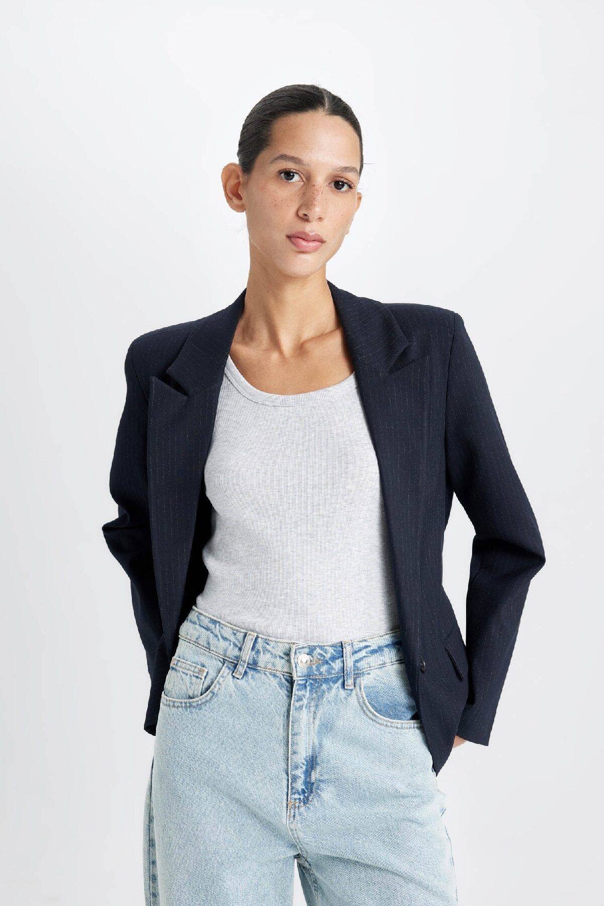 Oversize Geniş Kalıp Ceket Yaka Düğmeli Basic Düz Blazer Ceket D4446ax24au Oversize Geniş Kalıp Ceket Yaka Düğmeli Basic Düz Blazer Ceket D4446ax24au