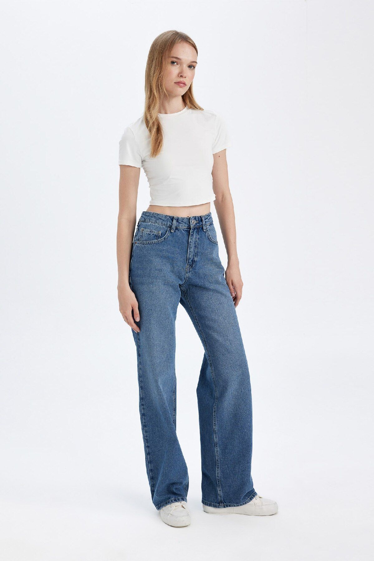 Straight Wide Yüksek Bel Uzun Jean Yıkamalı Pantolon D8152AX24WN Straight Wide Yüksek Bel Uzun Jean Yıkamalı Pantolon D8152AX24WN