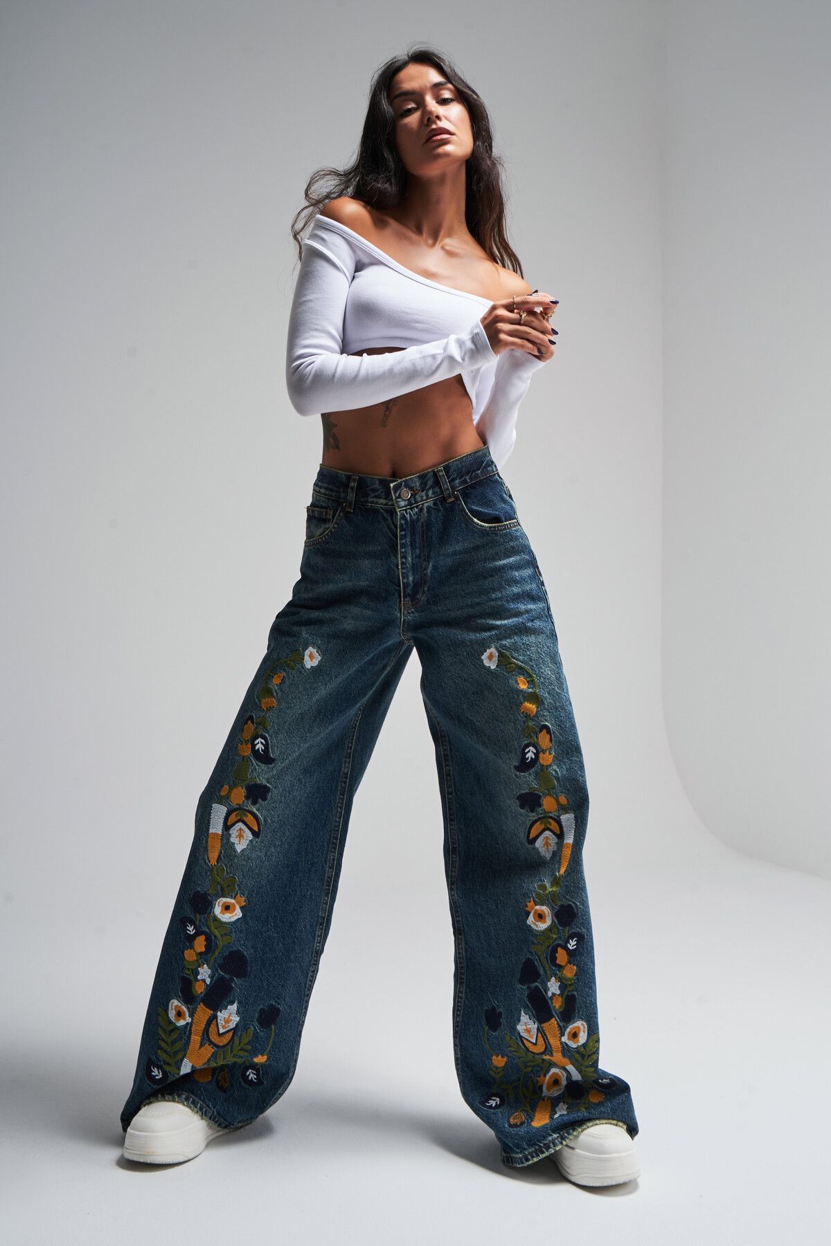 Kadın T.Kot Rengi Nakışlı Tasarım Palazzo Fit Denim Kadın T.Kot Rengi Nakışlı Tasarım Palazzo Fit Denim