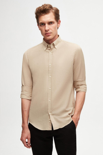 Slim Fit Bej Düğmeli Yaka %100 Pamuk Yazlık Flamlı Keten Görünümlü Gömlek Slim Fit Bej Düğmeli Yaka %100 Pamuk Yazlık Flamlı Keten Görünümlü Gömlek