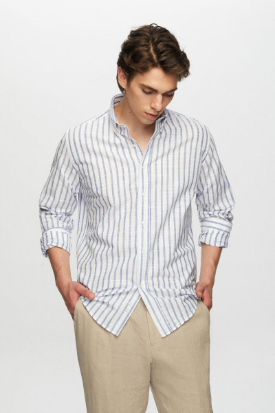 Slim Fit Mavi Çizgili Düğmeli Yaka %100 Pamuk Flamlı Yazlık Keten Görünümlü Gömlek Slim Fit Mavi Çizgili Düğmeli Yaka %100 Pamuk Flamlı Yazlık Keten Görünümlü Gömlek