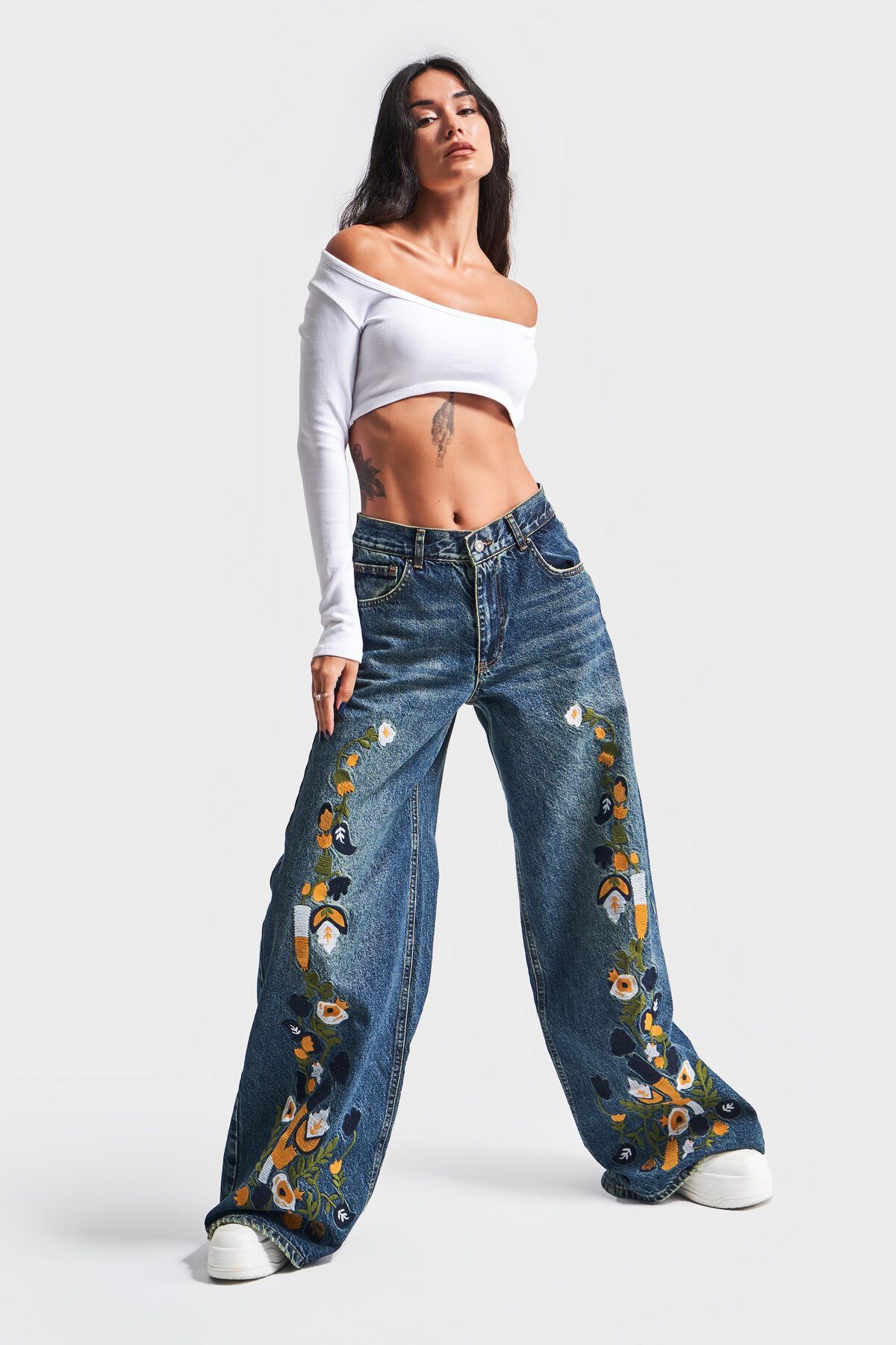 Kadın T.Kot Rengi Nakışlı Tasarım Palazzo Fit Denim Kadın T.Kot Rengi Nakışlı Tasarım Palazzo Fit Denim