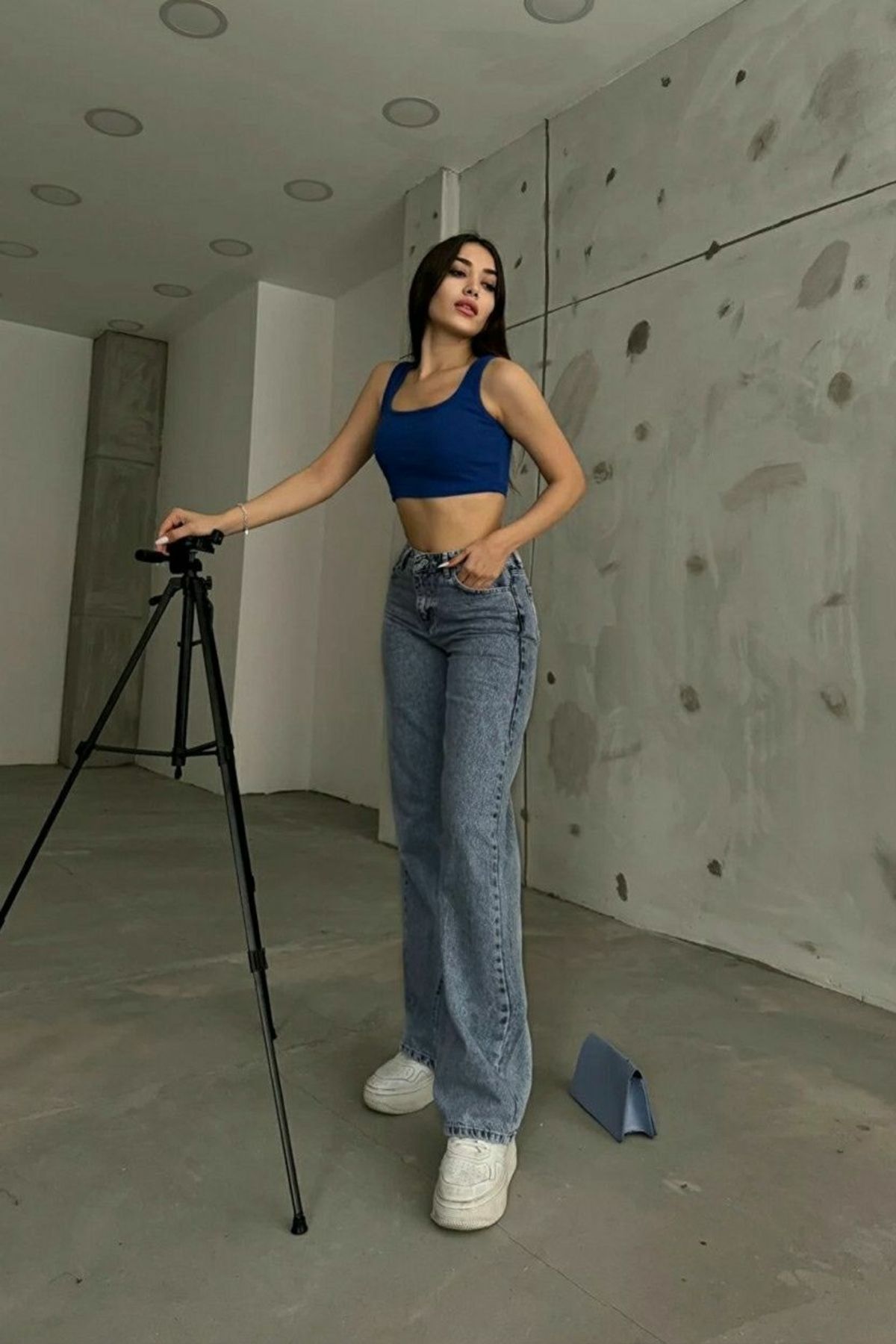 Linda 90's Orta Kar Yıkama Mavi Likralı Süper Extra Yüksek Bel Palazzo Salaş Jean Pantolon Linda 90's Orta Kar Yıkama Mavi Likralı Süper Extra Yüksek Bel Palazzo Salaş Jean Pantolon