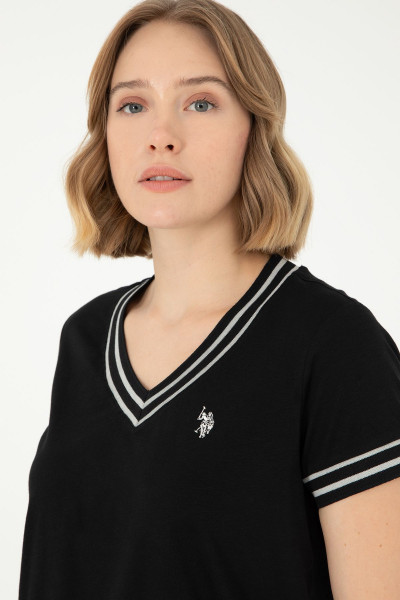 Kadın Siyah V Yaka Tişört 50285848-vr046 Kadın Siyah V Yaka Tişört 50285848-vr046