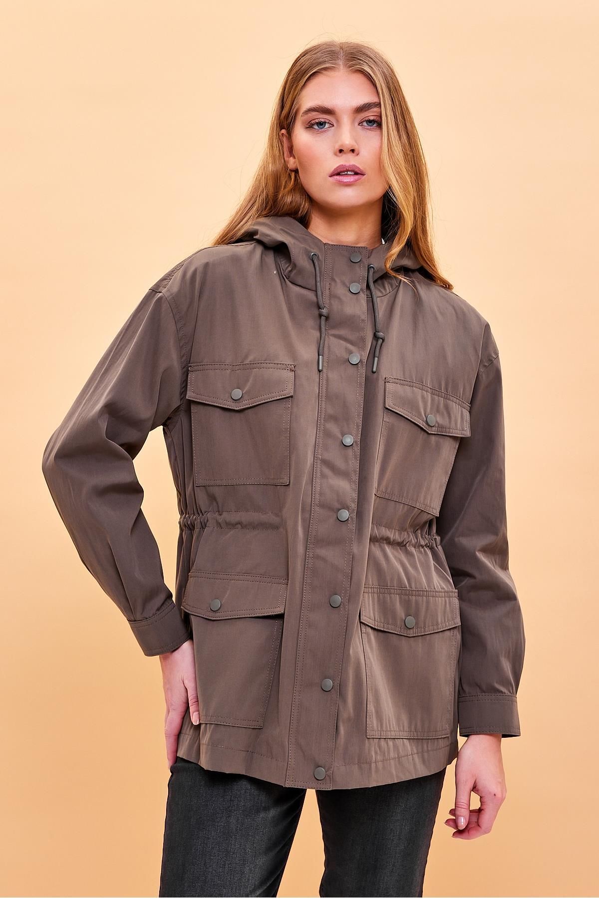 Kadın Sharon Haki Kapüşonlu Gabardin Parka Kadın Sharon Haki Kapüşonlu Gabardin Parka