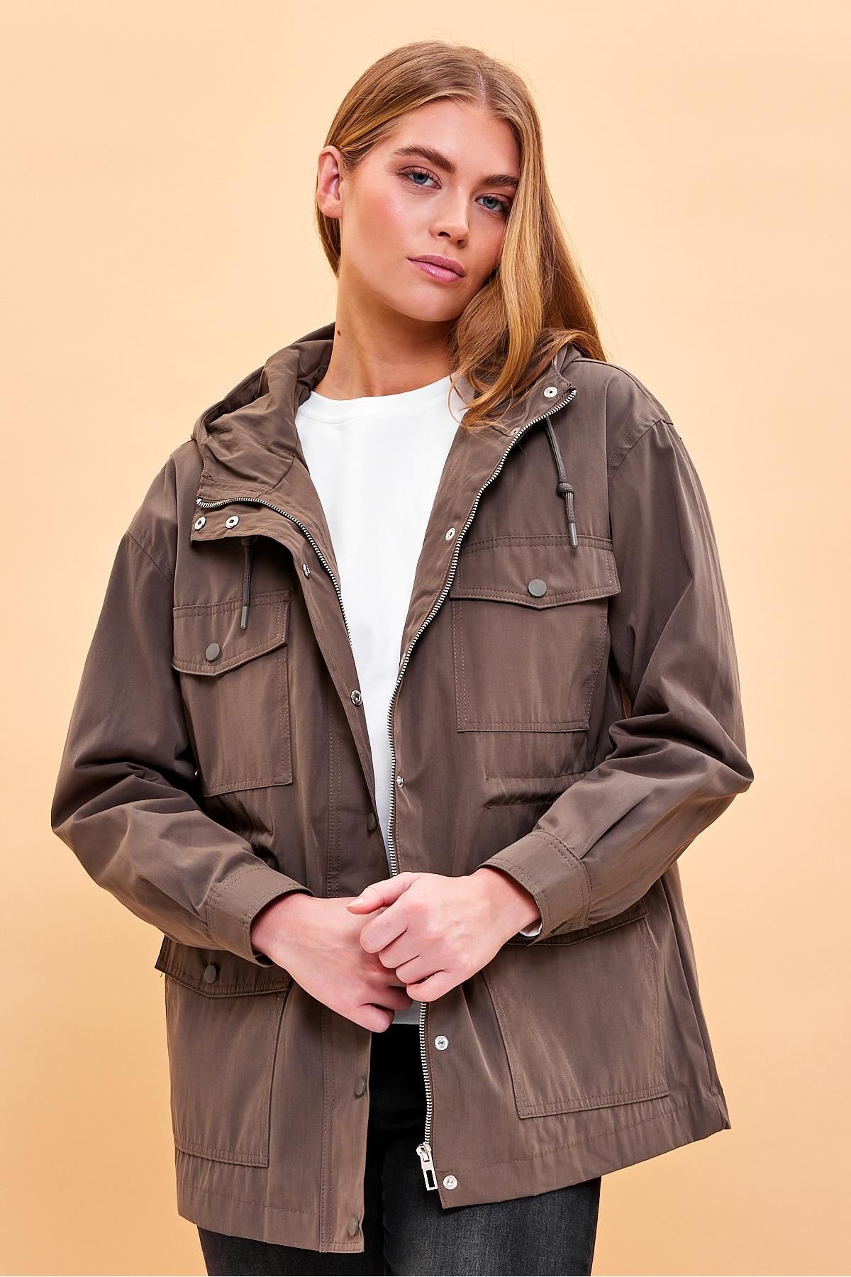 Kadın Sharon Haki Kapüşonlu Gabardin Parka Kadın Sharon Haki Kapüşonlu Gabardin Parka