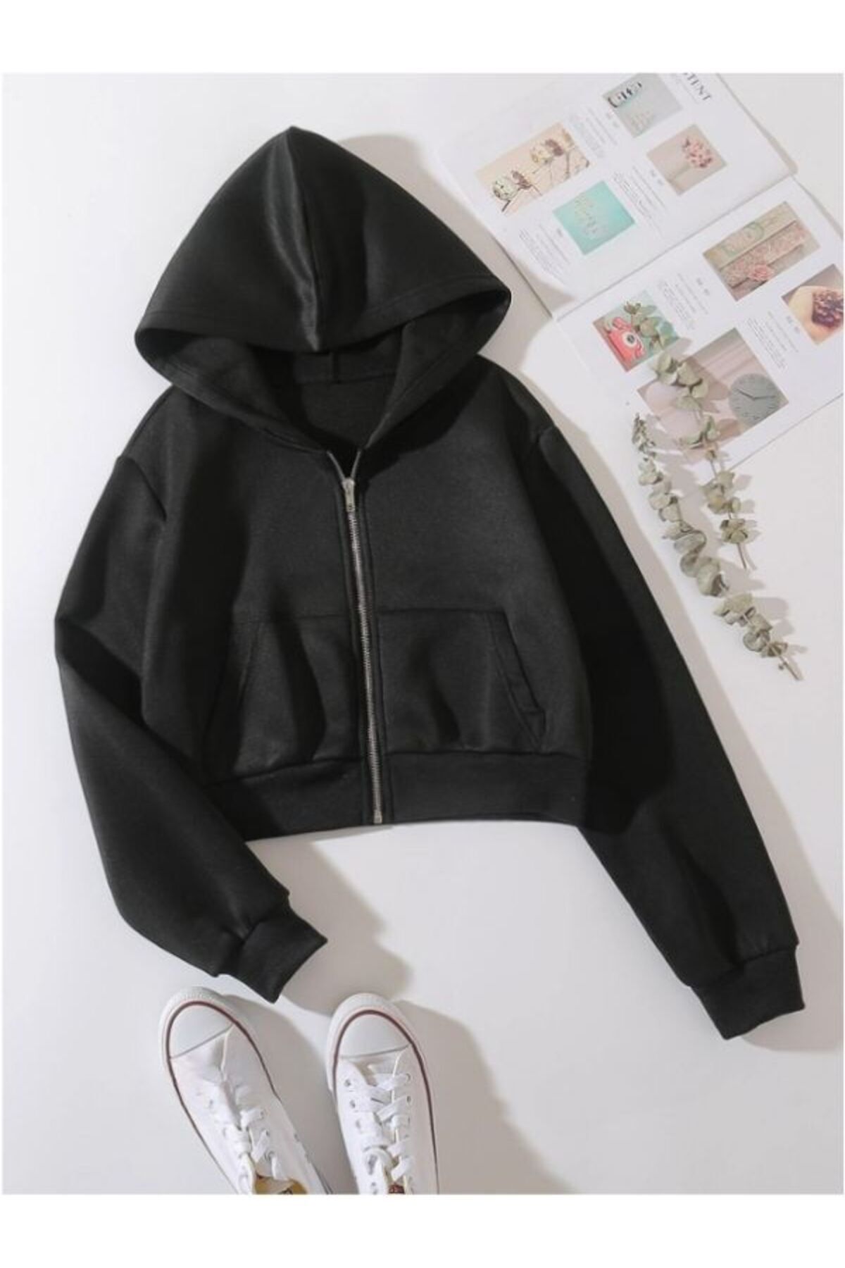 Kadın Oversize Fermuarlı Kapüşonlu Crop Sweat Hırka Kadın Oversize Fermuarlı Kapüşonlu Crop Sweat Hırka