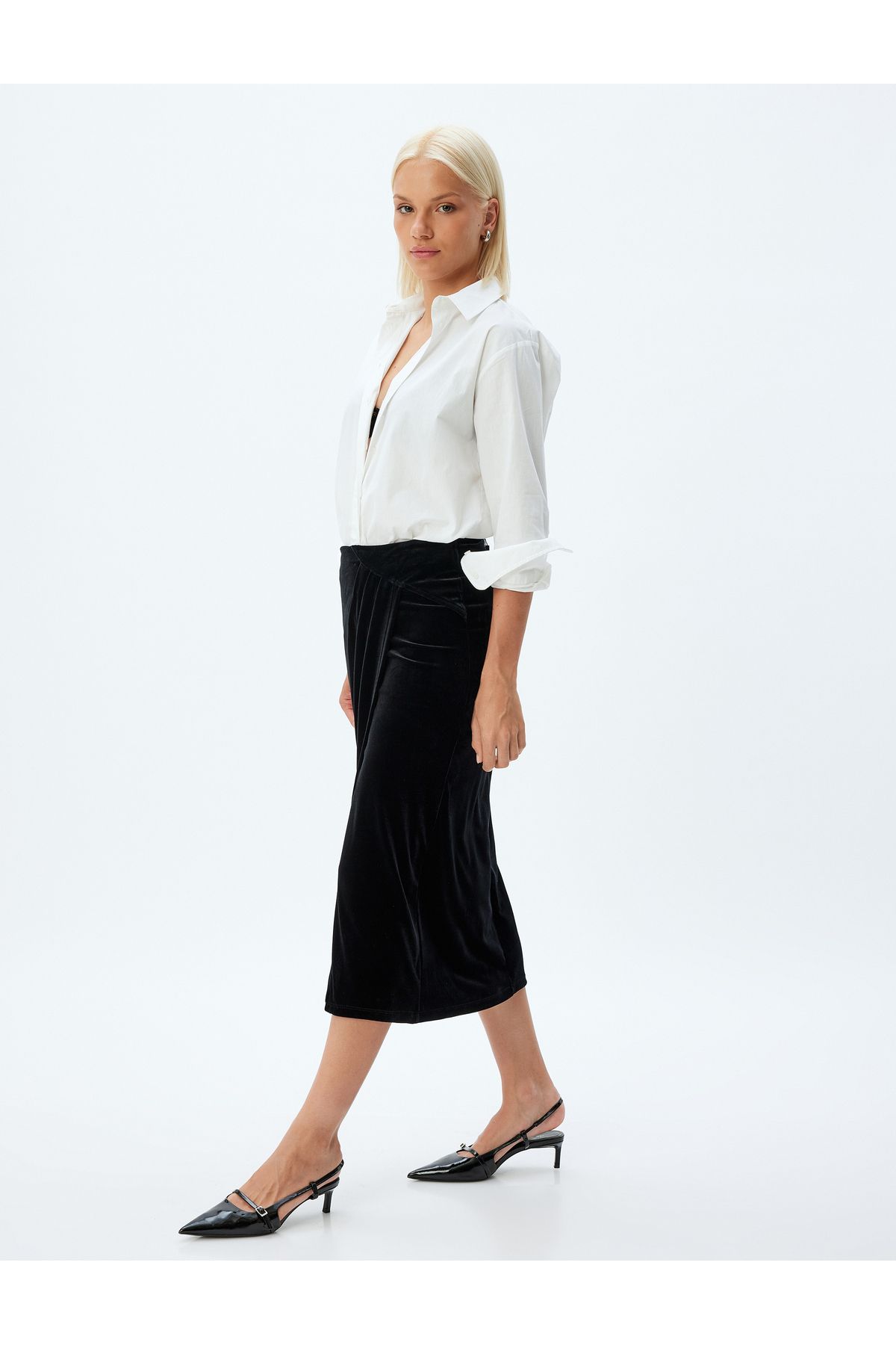Kruvaze Kadife Etek Midi Boy Asimetrik Slim Fit Kruvaze Kadife Etek Midi Boy Asimetrik Slim Fit