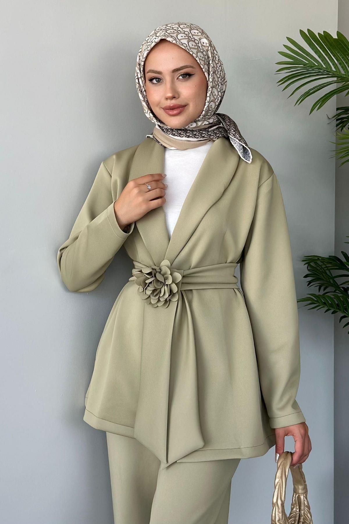 Özel Premium Mona Takım Mint Özel Premium Mona Takım Mint