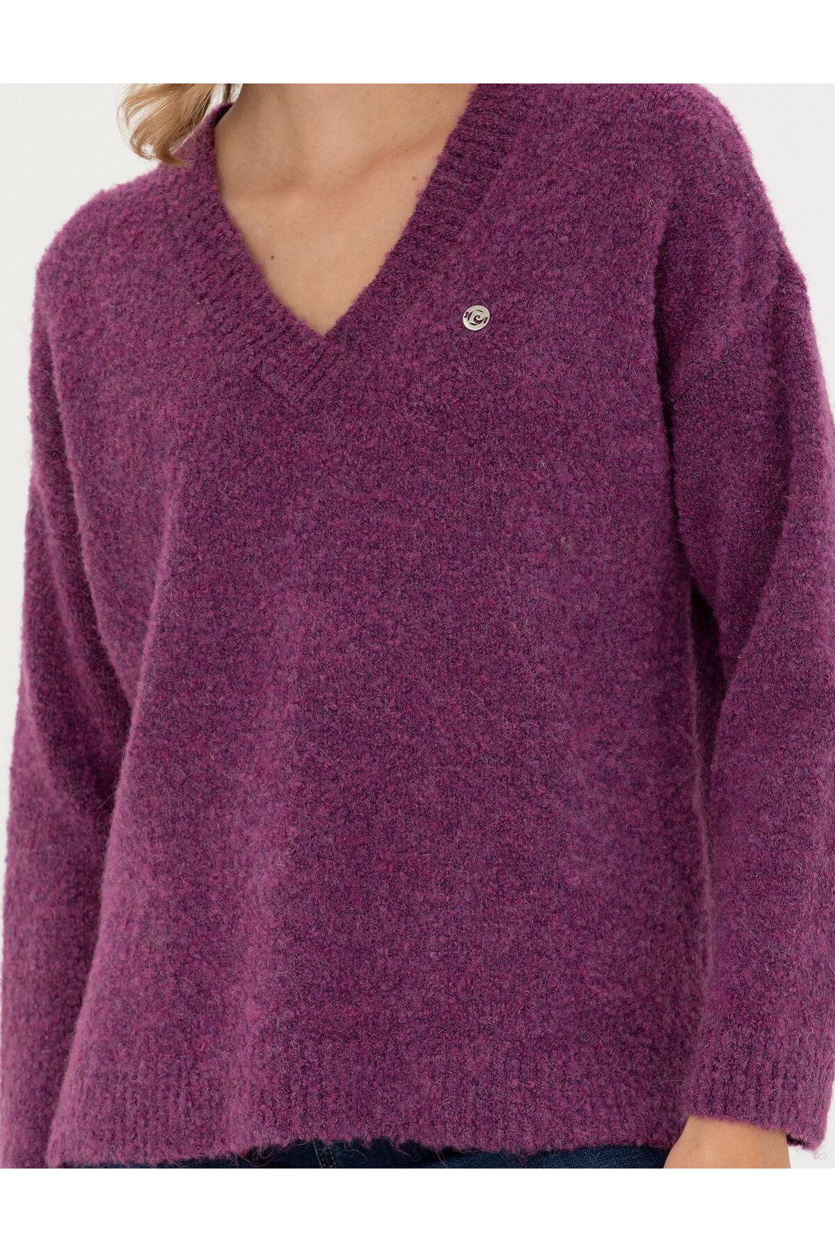 Menekşe Comfort Fit V Yaka Kazak 50277149-VR037 Menekşe Comfort Fit V Yaka Kazak 50277149-VR037