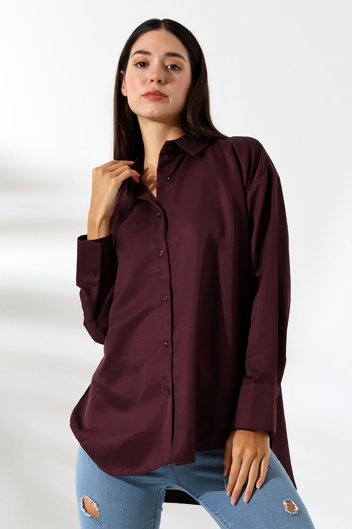 Oversize Mikro Saten Dökümlü Bordo Kadın Gömlek Oversize Mikro Saten Dökümlü Bordo Kadın Gömlek