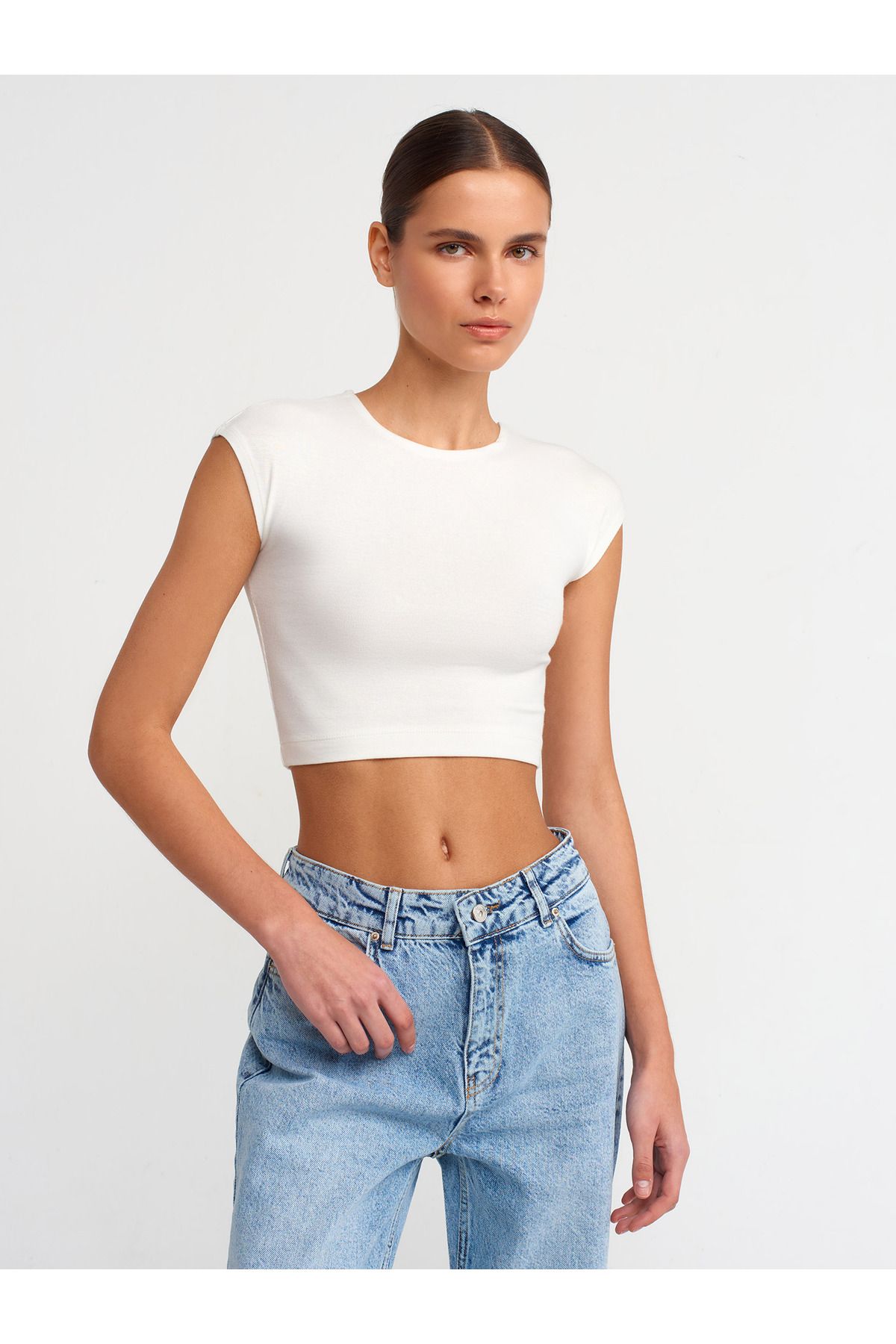 30528 Pamuk ve Modal  Karışımlı Crop Top-Ekru