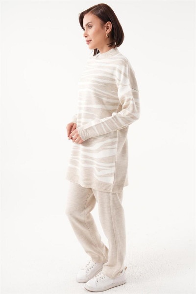 Zebra Çizgili Triko Tunik-pantolon Krem-bej Ikili Takım Zebra Çizgili Triko Tunik-pantolon Krem-bej Ikili Takım