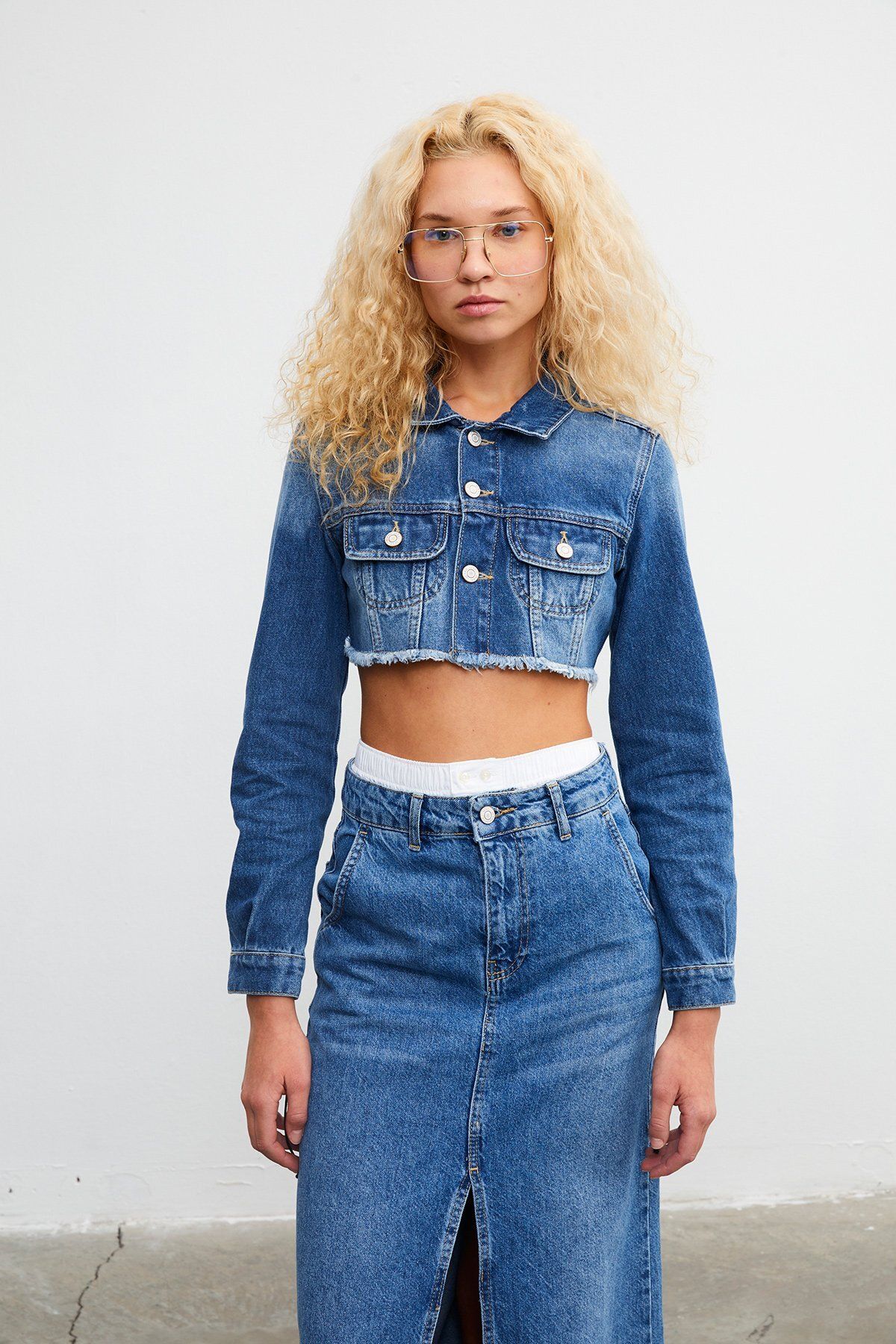 Kuşgözlü crop denim ceket