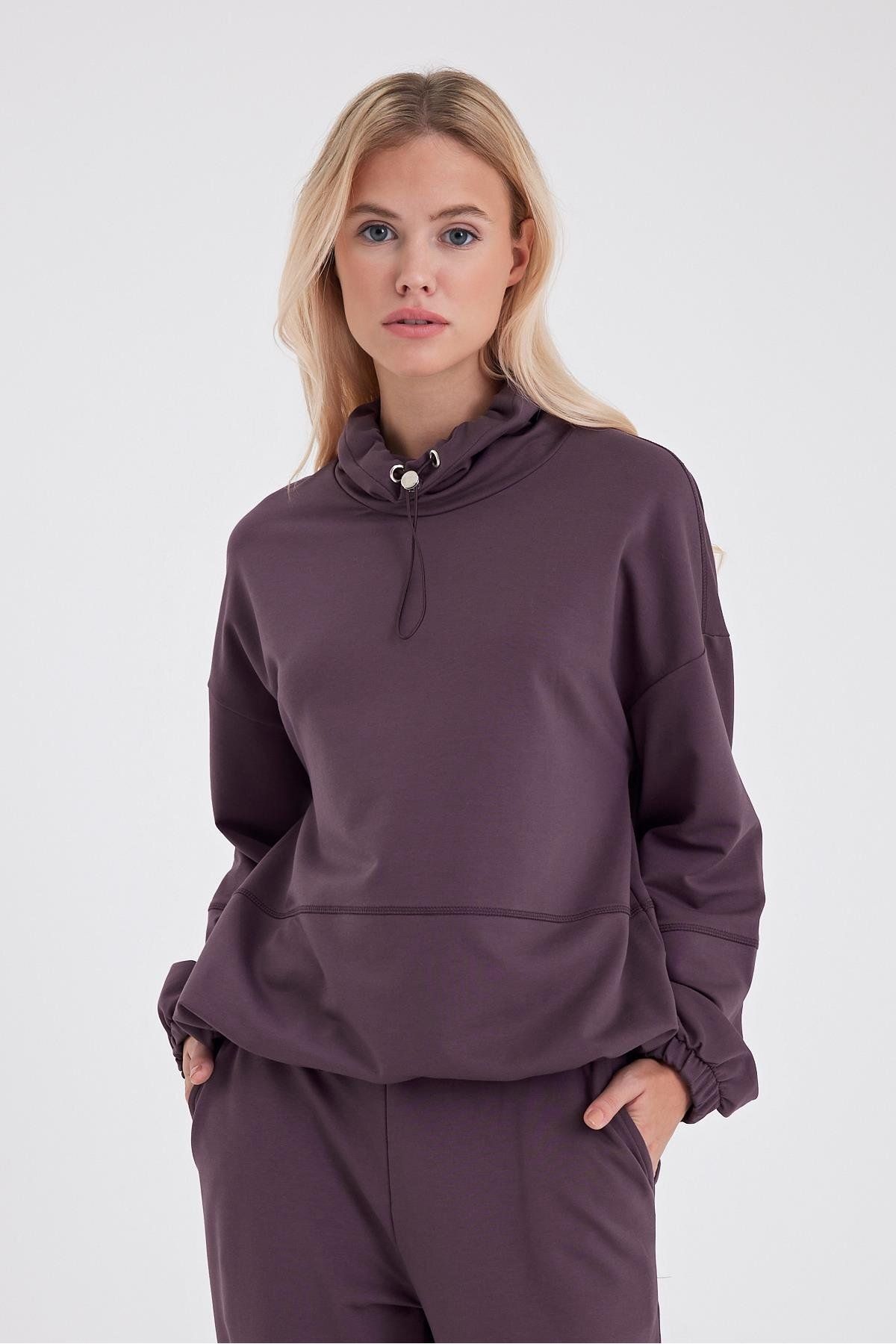 Kadın Norah Mor Yakası Detaylı Regular Fit Sweatshirt