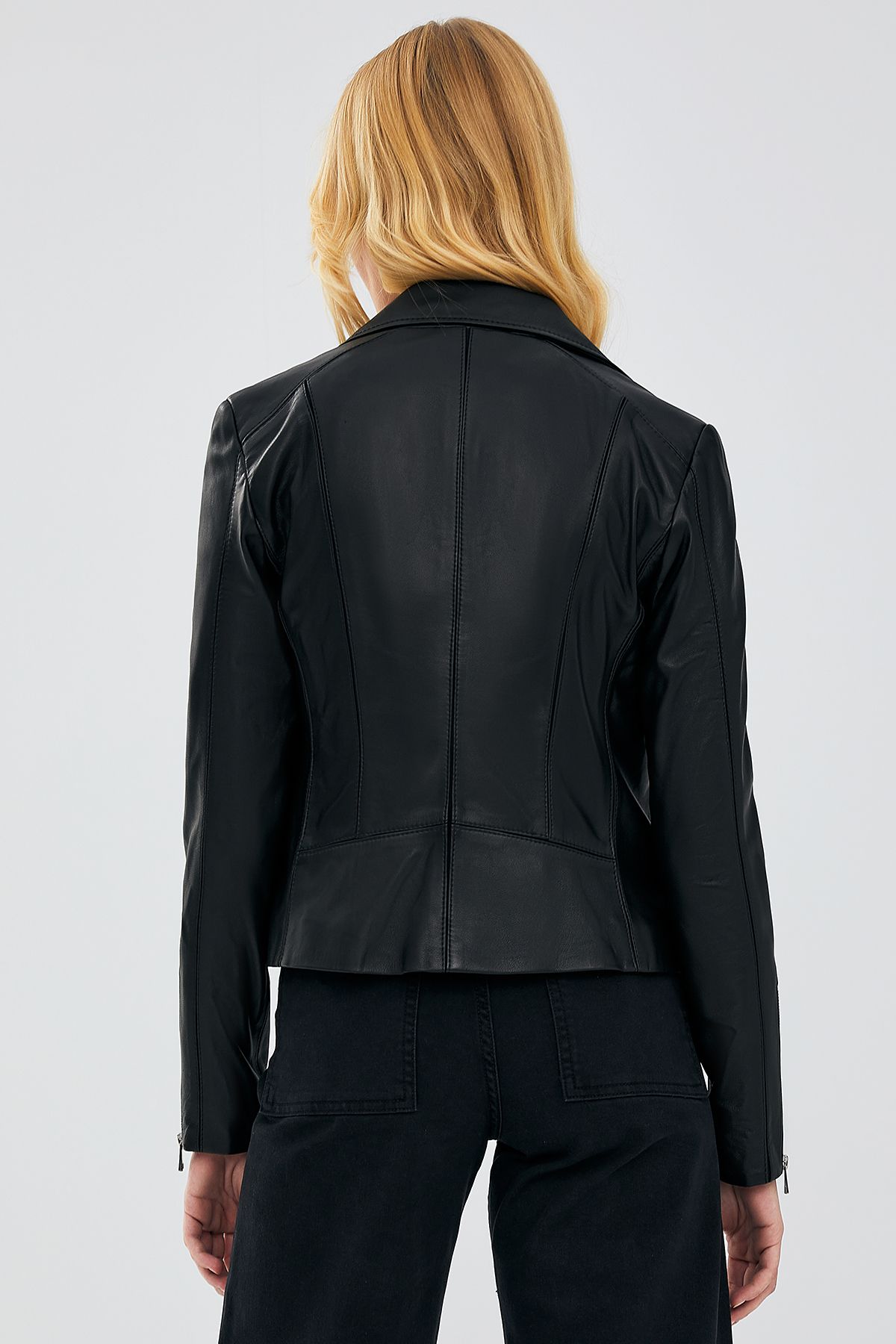 Kiara Kadın Siyah Slim-fit Biker Deri Ceket 20sgd5859u4 Kiara Kadın Siyah Slim-fit Biker Deri Ceket 20sgd5859u4