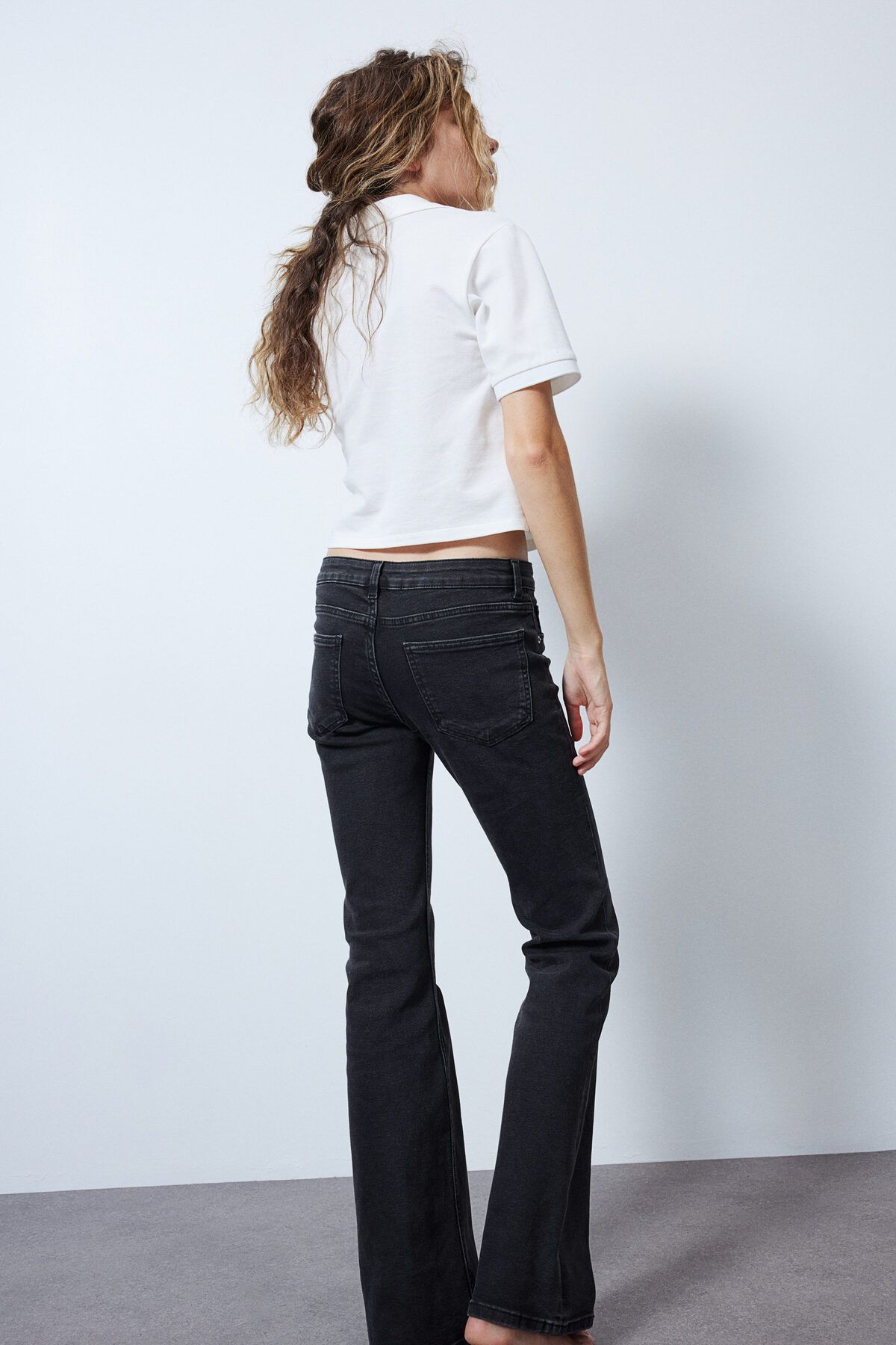 Flared Low Jeans